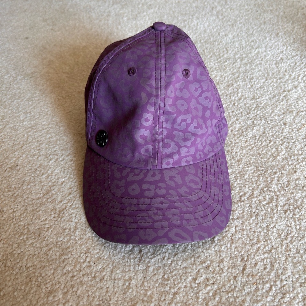 GAIAM Purple Animal Print Hat